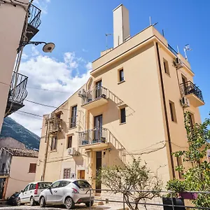Savade , Cefalù Italien